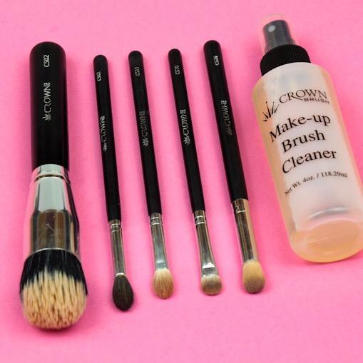 make up brush cleaner mac